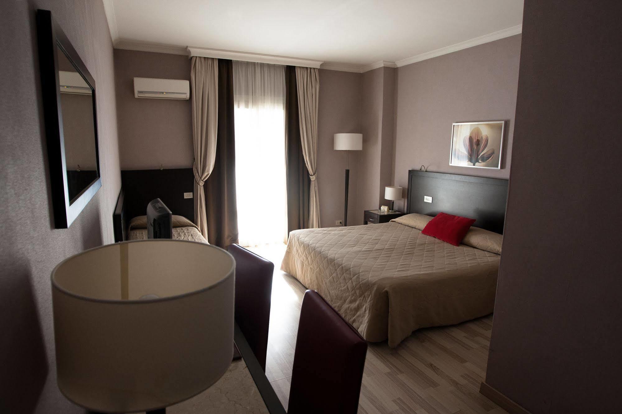 Hotel Gerber Roma Eksteriør bilde