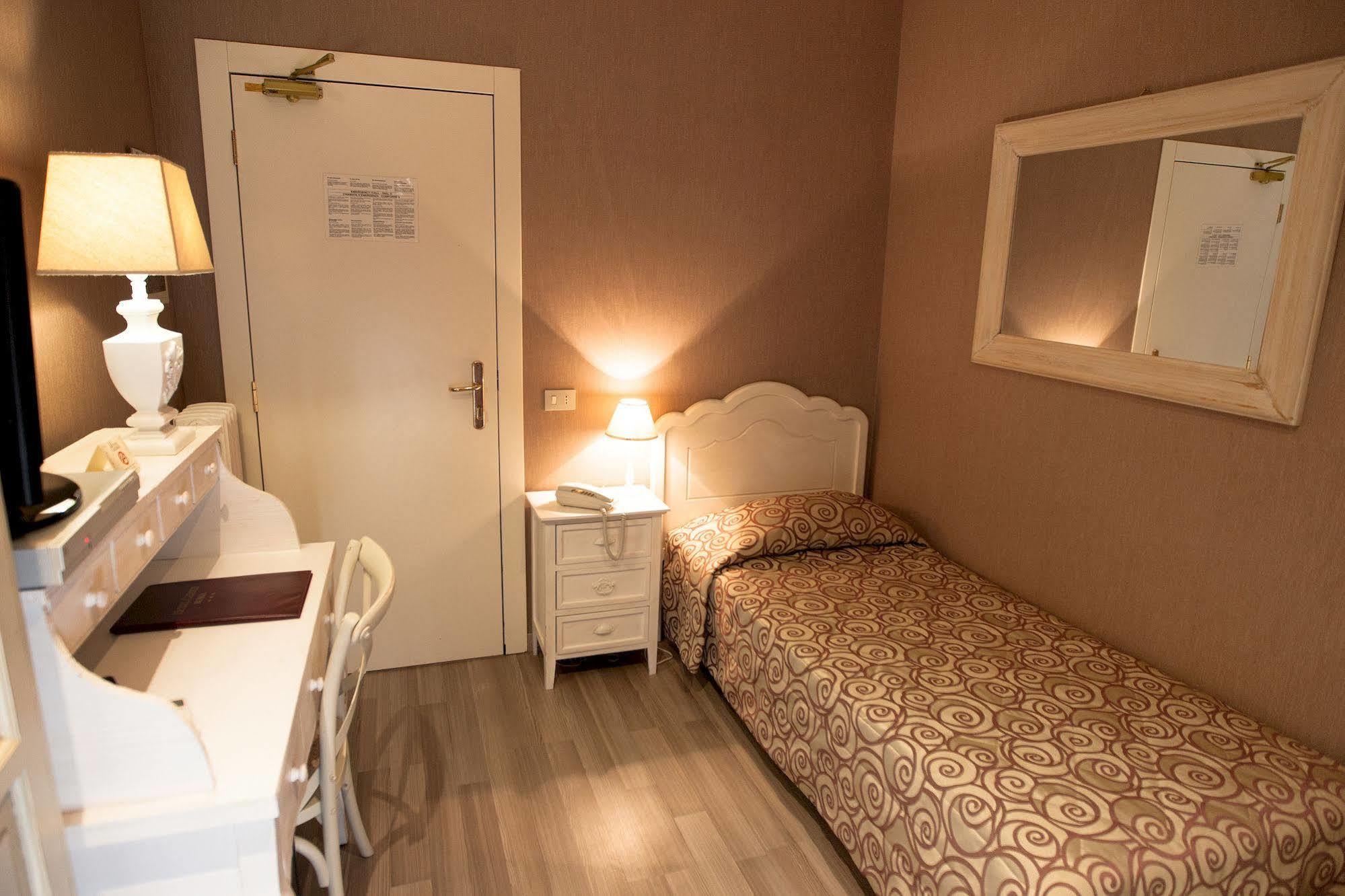 Hotel Gerber Roma Eksteriør bilde